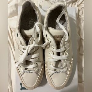 MaxMara Sneakers Women’s Size 39 Model 1ACTIVEGREEN Color White